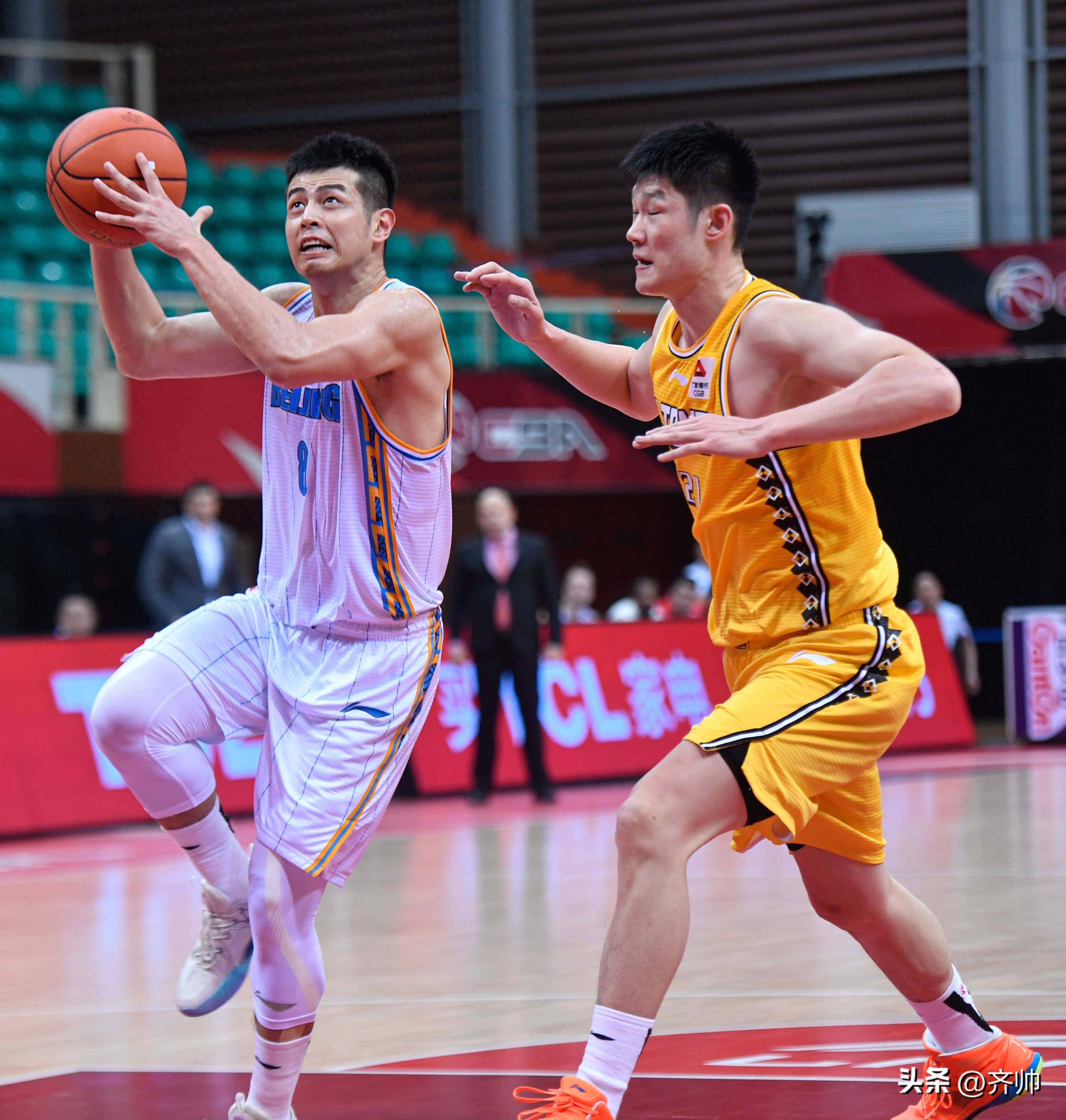 赛后体能课后，马赛完成体检备战CBA季后赛，震撼外界，团队化学反应显著(日本队进世界杯四强)