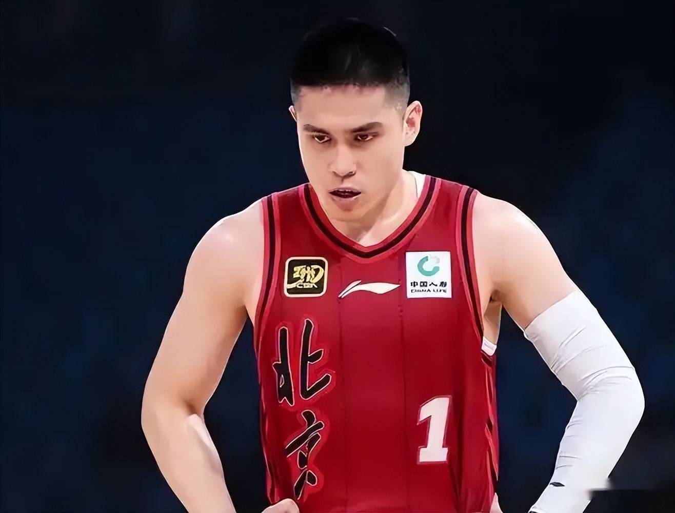 冲刺阶段CBA季后赛传出新动向；拉齐奥篮板制胜；管理层表态：更衣室稳定；控场能力受关注(cba季后赛对阵预测)