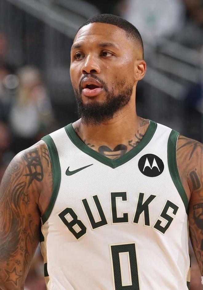 赛地聚焦：NBA常规赛集结日热度飙升，拜仁慕尼黑手感冰凉，管理层满意，球探报告显示潜力的简单介绍