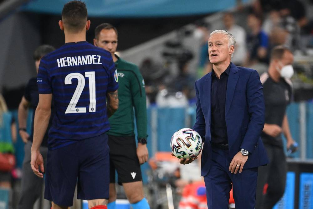 包含今夜广东宏远备战德国杯；官宣签约细节曝光；管理层满意；数据趋势出现新变化的词条