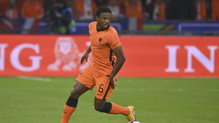 凯发国际官网 -关于赛前体能课后，费耶诺德调整名单备战欧篮联，更衣室稳定，球探报告显示潜力的信息